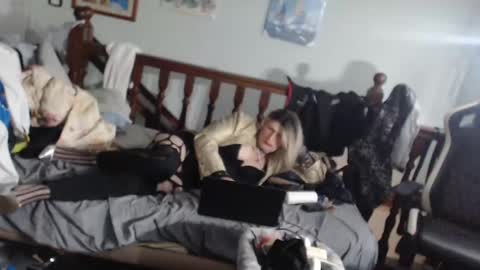 emma online show from March 9, 8:21 pm