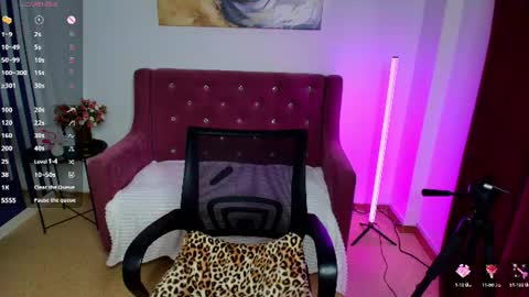 emma__rosss online show from June 29, 2:07 am