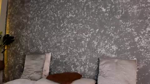 Snapshot of emma__summers chatting on June 11, 5:44 pm Emma online show from June 11, 5:44 pm