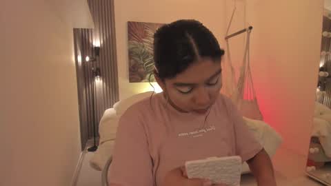 Alice online show from November 21, 12:48 pm