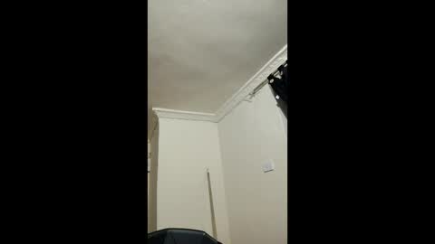 emma_and_thom online show from March 18, 2:15 am