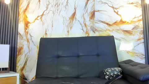Snapshot of emma_angel_04 chatting on May 19, 2:01 pm emma_angel_04 online show from May 19, 2:01 pm