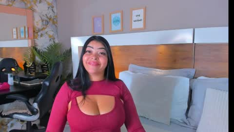 Snapshot of emma_bakker_ chatting on May 10, 7:13 am Emma online show from May 10, 7:13 am