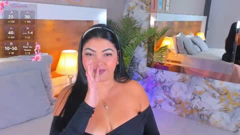 Snapshot of emma_bakker_ chatting on June 12, 8:46 am Emma online show from June 12, 8:46 am