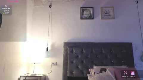 Snapshot of emma_blake__ chatting on September 25, 5:33 am Emma online show from September 25, 5:33 am