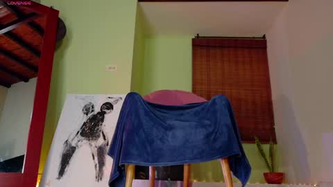 Emma online show from April 26, 4:37 pm