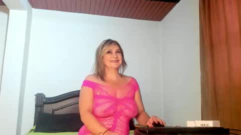 Snapshot of emma_brown777 chatting on February 20, 10:26 pm ALBA  online show from February 20, 10:26 pm