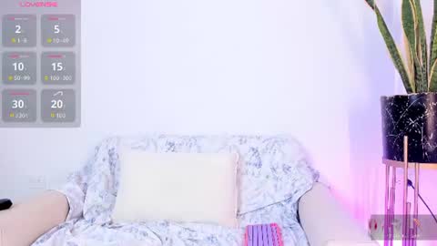 Emma online show from July 11, 12:57 am