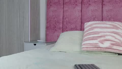 Emma online show from February 23, 3:04 am