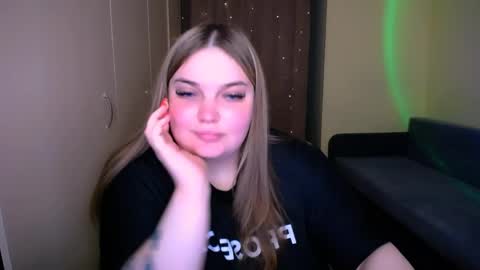 Eva online show from May 10, 5:51 pm
