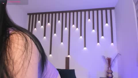 E M M A online show from February 17, 2:19 am