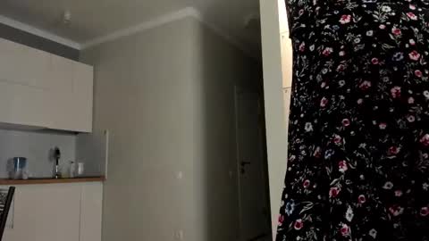 Emma online show from October 27, 3:05 pm