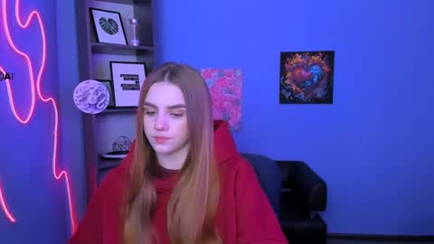 Emma online show from April 21, 1:39 pm