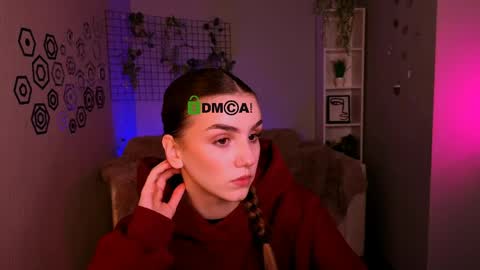 Emma online show from April 25, 9:12 am