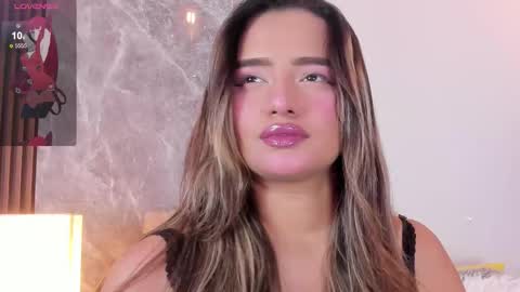 Emma online show from November 7, 4:12 am