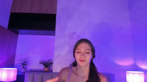 emma_jhoons online show from November 16, 12:22 pm