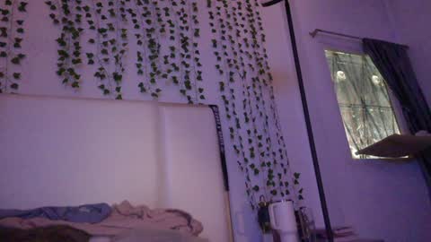 Snapshot of emma_johnson_ chatting on October 28, 1:20 am emma_johnson_ online show from October 28, 1:20 am