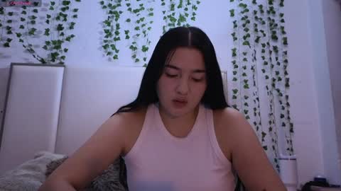 Snapshot of emma_johnson_ chatting on November 11, 1:49 am emma_johnson_ online show from November 11, 1:49 am