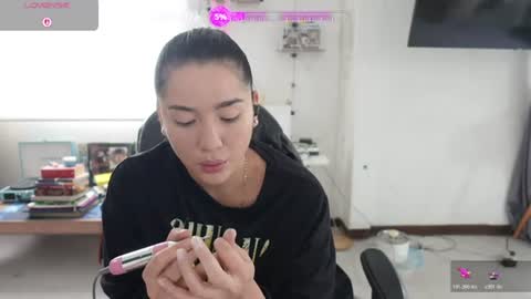 emma_johnson_ online show from July 3, 3:40 pm