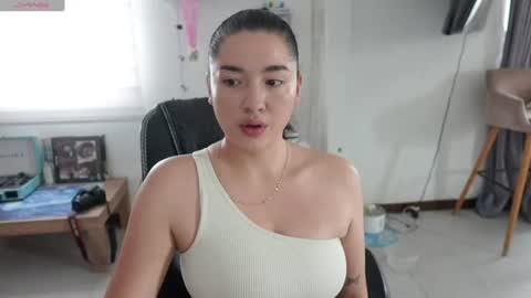 emma_johnson_ online show from July 30, 3:11 pm