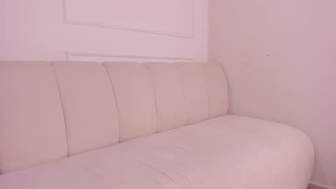 emma_jonness online show from January 25, 10:39 pm