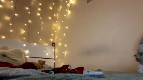 Snapshot of emma_just chatting on March 7, 6:00 pm emma_just online show from March 7, 6:00 pm