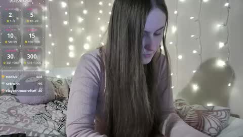 emma_just online show from December 20, 7:48 am
