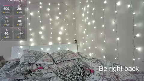 emma_just online show from January 8, 8:16 am