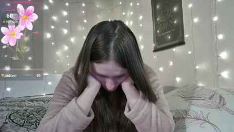 Snapshot of emma_just chatting on May 16, 10:41 pm emma_just online show from May 16, 10:41 pm