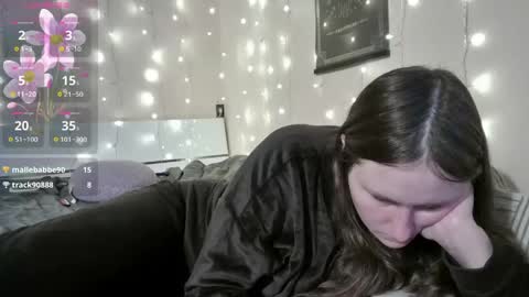 Snapshot of emma_just chatting on May 29, 9:13 pm emma_just online show from May 29, 9:13 pm