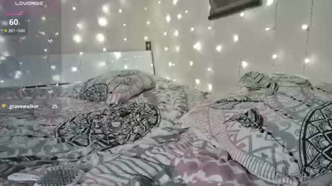 Snapshot of emma_just chatting on July 3, 7:53 pm emma_just online show from July 3, 7:53 pm