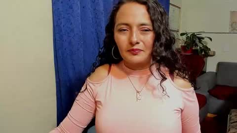 Snapshot of emma_luxy chatting on September 28, 12:16 am  emma luxy online show from September 28, 12:16 am