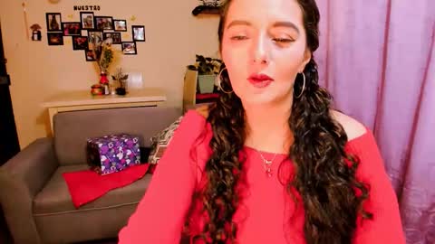  emma luxy online show from March 14, 7:25 am