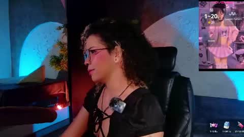     online show from June 24, 10:25 am