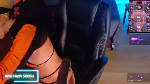     online show from July 4, 10:21 am