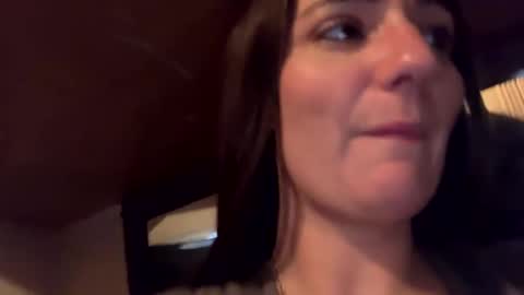 Snapshot of emma_rae93 chatting on December 7, 1:51 pm Emily online show from December 7, 1:51 pm
