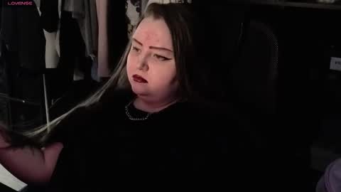 Snapshot of emma_razoom chatting on November 21, 1:59 am Emma Razumovskaya online show from November 21, 1:59 am