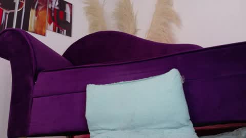 Snapshot of emma_s3xxy chatting on July 6, 3:03 pm emma online show from July 6, 3:03 pm