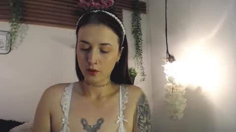 Emma Black online show from February 24, 4:49 pm