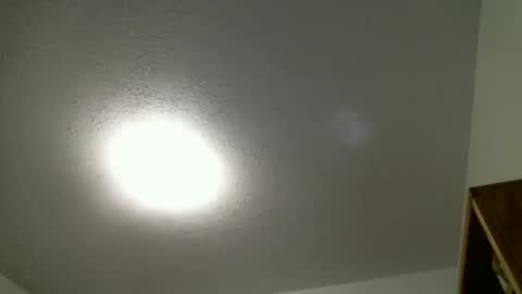 Snapshot of emma_the_boy chatting on April 12, 5:01 am emma_the_boy online show from April 12, 5:01 am