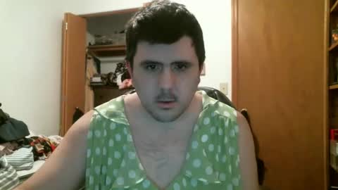Snapshot of emma_the_boy chatting on April 13, 5:02 am emma_the_boy online show from April 13, 5:02 am