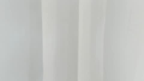 Snapshot of emma_torres__ chatting on June 2, 12:18 pm Ema online show from June 2, 12:18 pm