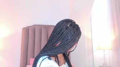 Snapshot of emma_torres__ chatting on June 23, 1:09 pm Ema online show from June 23, 1:09 pm