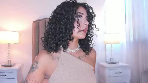 Snapshot of emma_torres__ chatting on July 28, 12:45 pm Ema online show from July 28, 12:45 pm