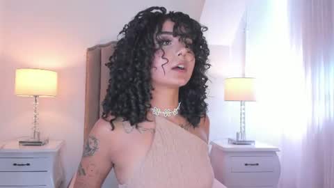 Snapshot of emma_torres__ chatting on July 28, 6:20 pm Ema online show from July 28, 6:20 pm
