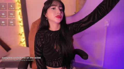 Snapshot of emma_woods__ chatting on December 27, 12:34 pm emma_woods__ online show from December 27, 12:34 pm