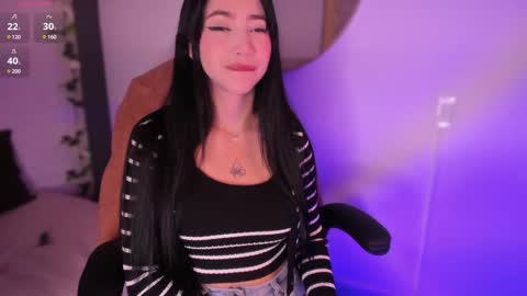 Snapshot of emma_woods__ chatting on December 28, 12:13 pm emma_woods__ online show from December 28, 12:13 pm