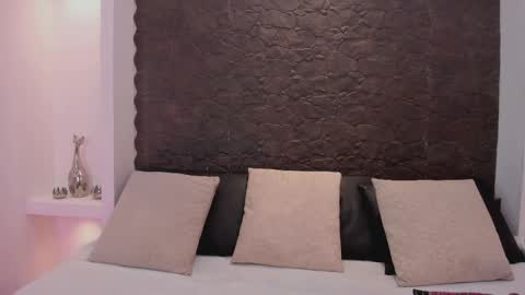 Snapshot of emma_woods__ chatting on October 20, 7:47 pm emma_woods__ online show from October 20, 7:47 pm