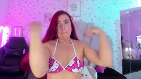 Snapshot of emmaa00_ chatting on August 8, 7:16 pm emmaa00_ online show from August 8, 7:16 pm
