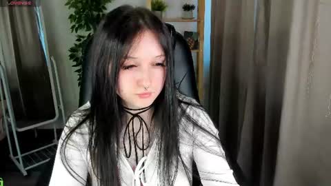 Snapshot of emmablissa chatting on June 21, 12:57 am emmablissa online show from June 21, 12:57 am